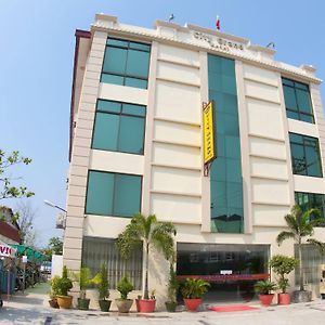 City Grand Hotel